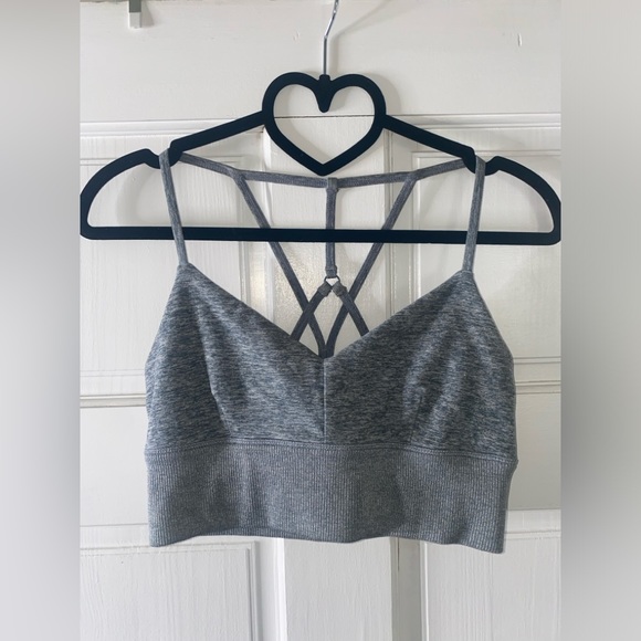 ALO criss-cross sports bra - Picture 1 of 4